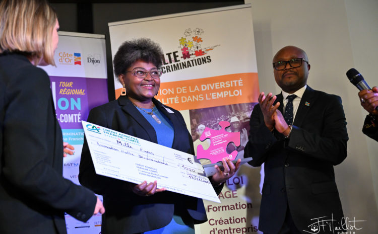  Lauréate des Trophées de la Diversité 2022 “Création d’entreprise” – Catégorie Femmes